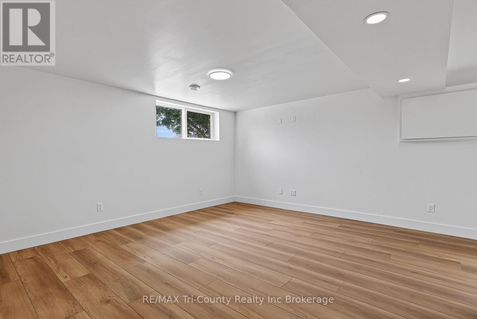 61 AIREY AVENUE - Image 25