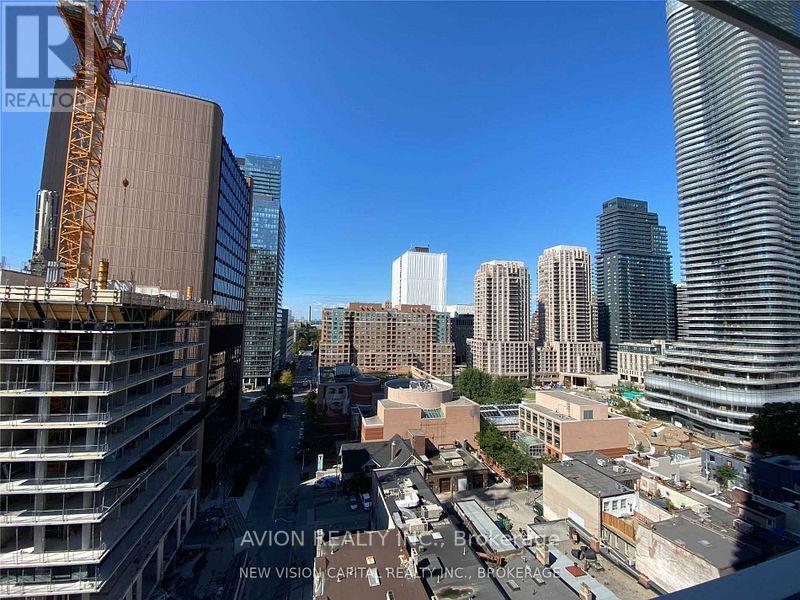#1112 501 Yonge Street, Toronto (Church-Yonge Corridor), Ontario, M4Y0G8, Toronto (Church-Yonge Corridor), Ontario — photo 3 of 5