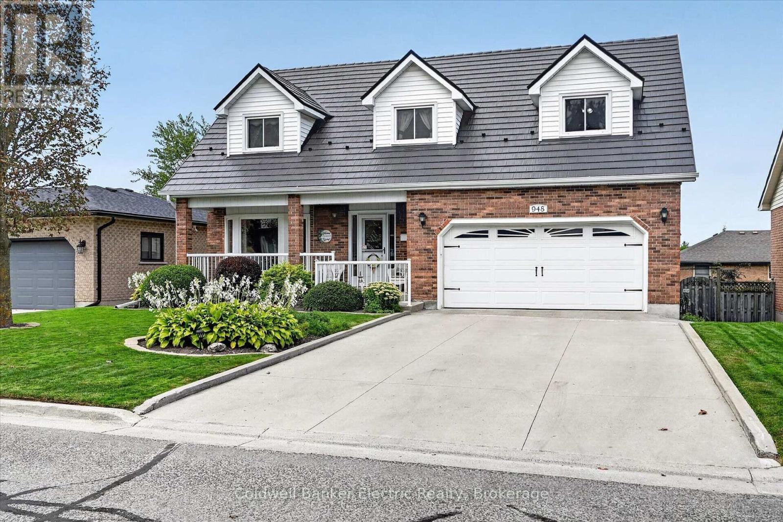 948 SMITHSIDE COURT - 46