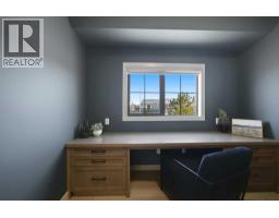 2pc Bathroom - 22 Sunberry Place, Sylvan Lake, AB T4S0S7 Photo 17