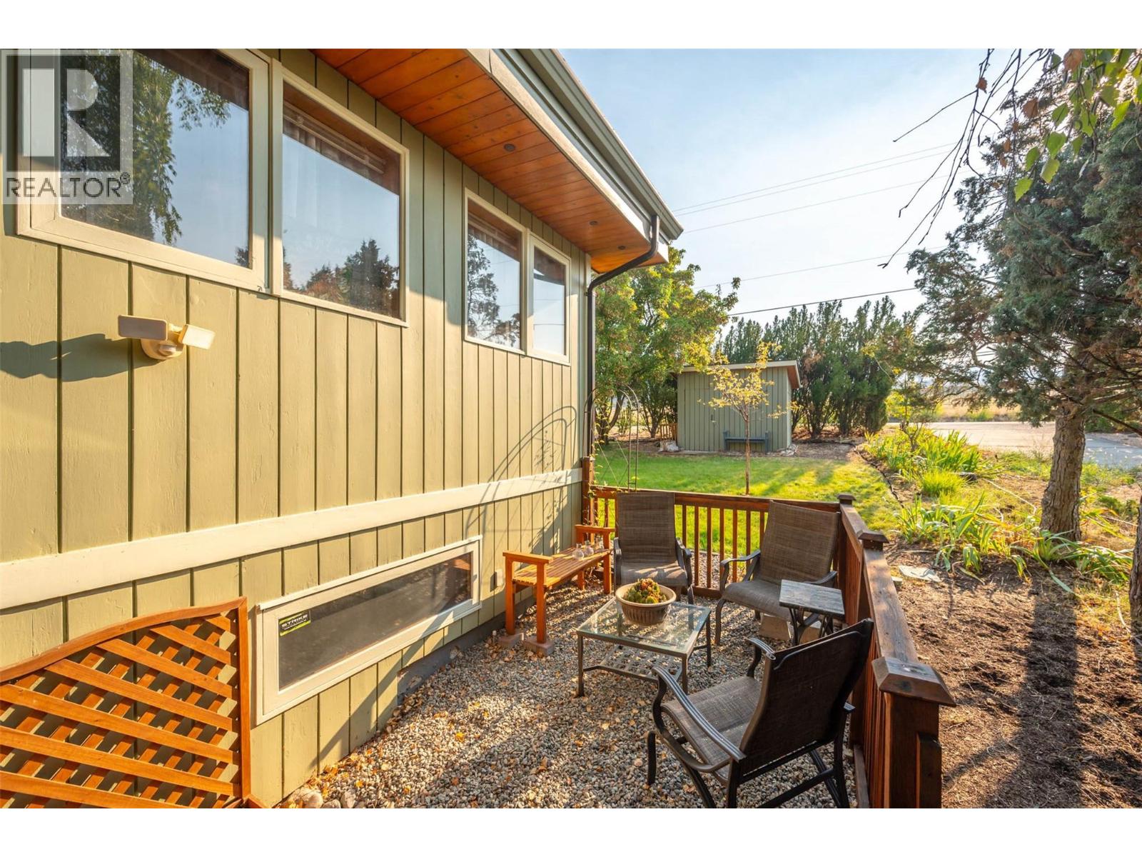 975 Heron Court, Oliver