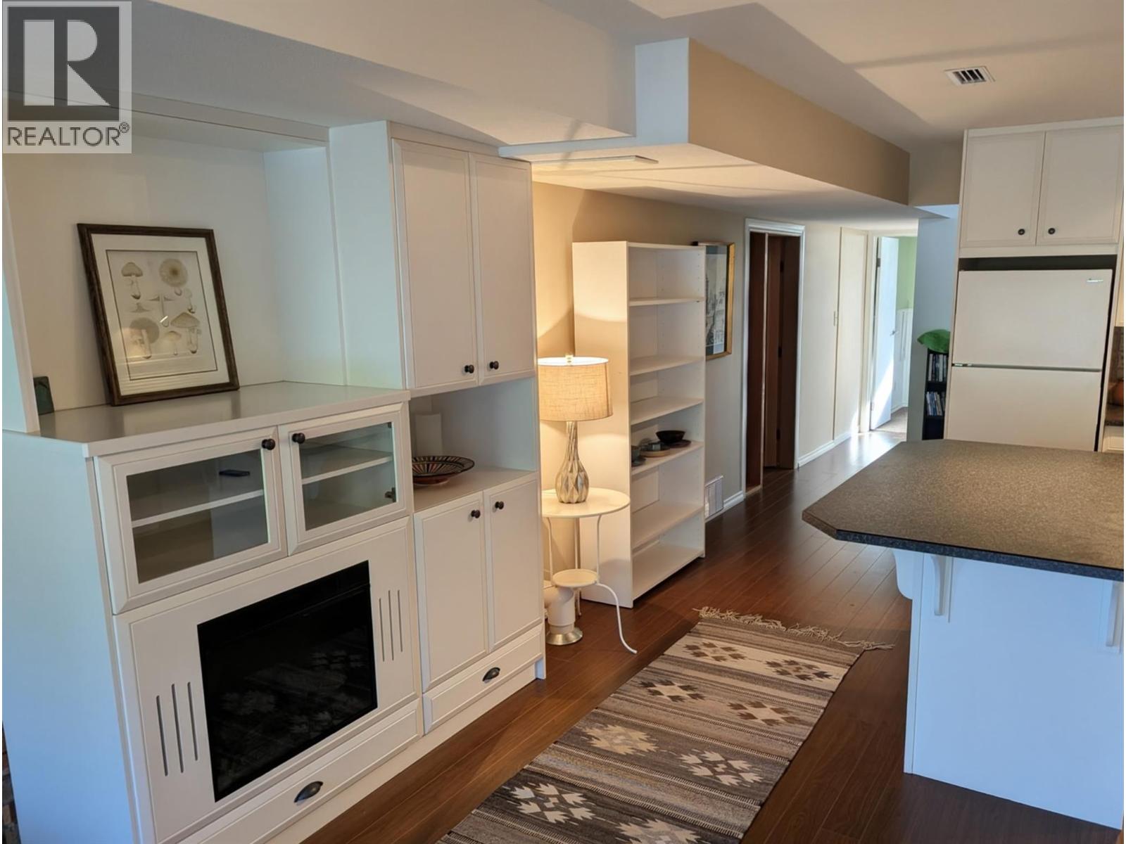 975 Heron Court, Oliver