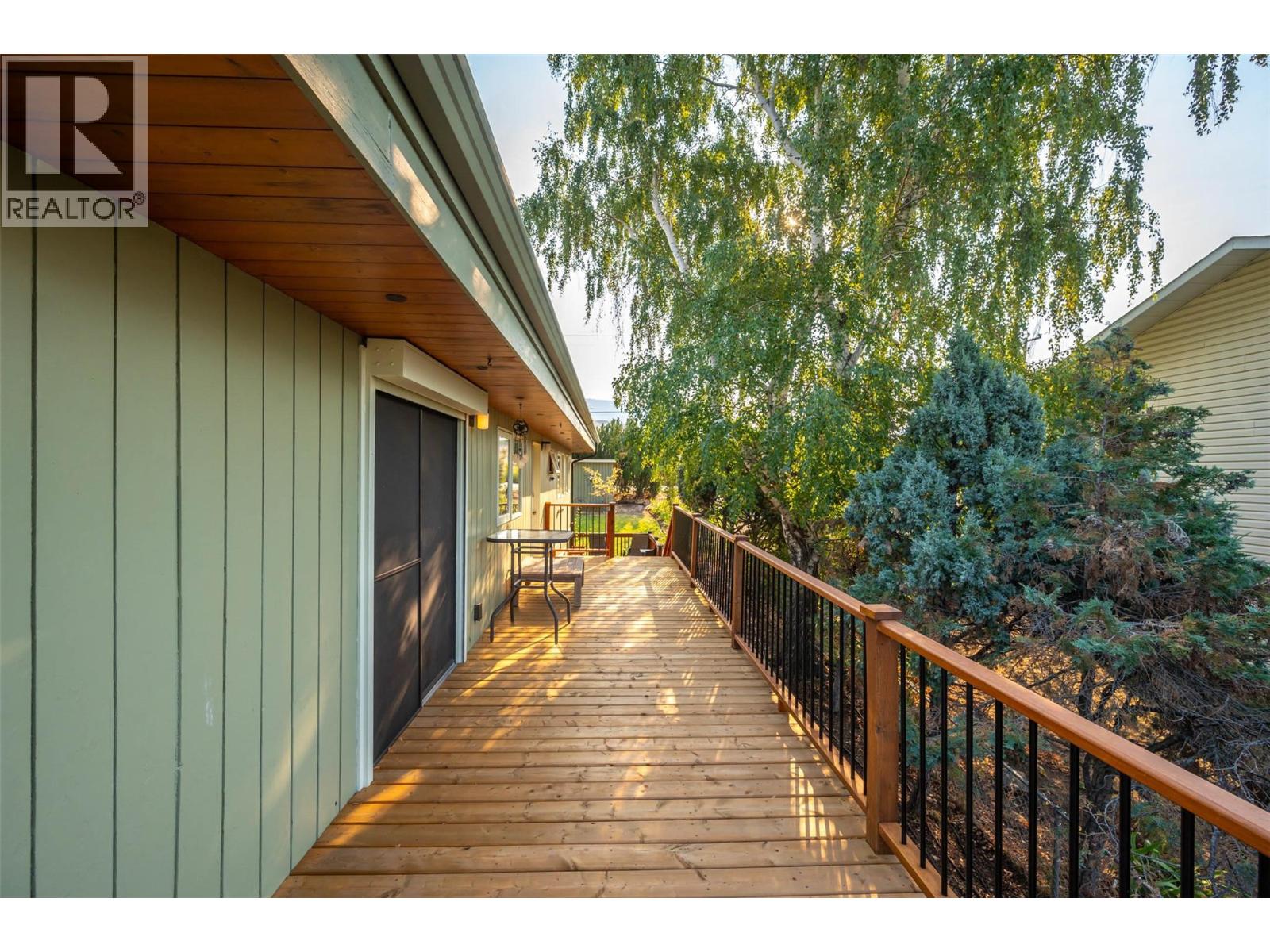 975 Heron Court, Oliver