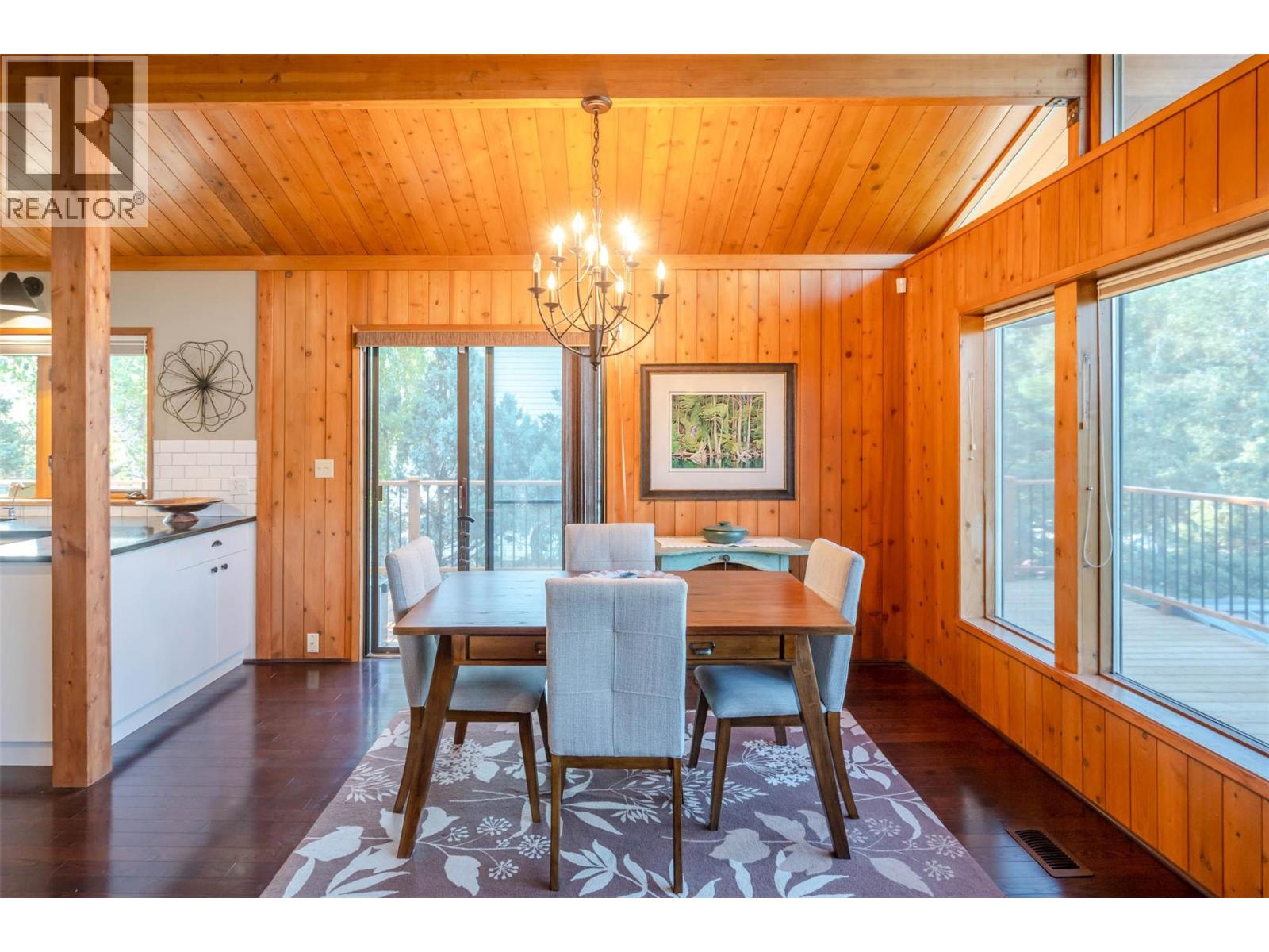 975 Heron Court, Oliver