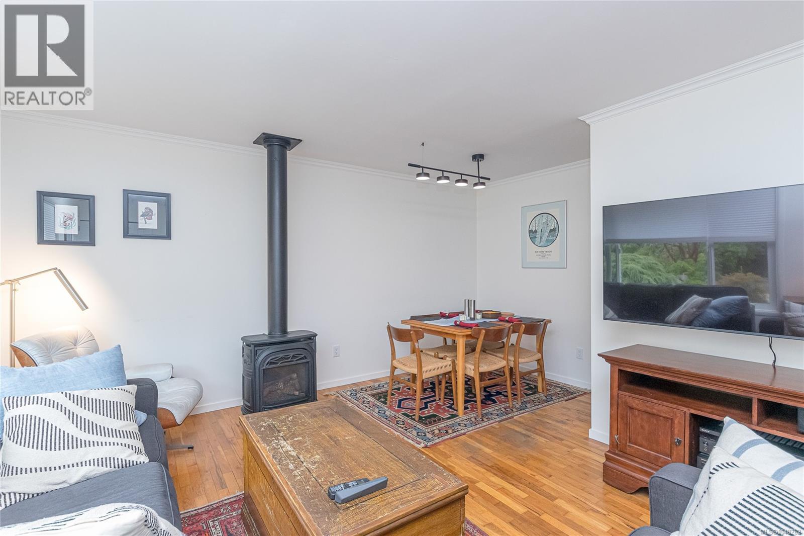 1610 Glen Rd - Image 10