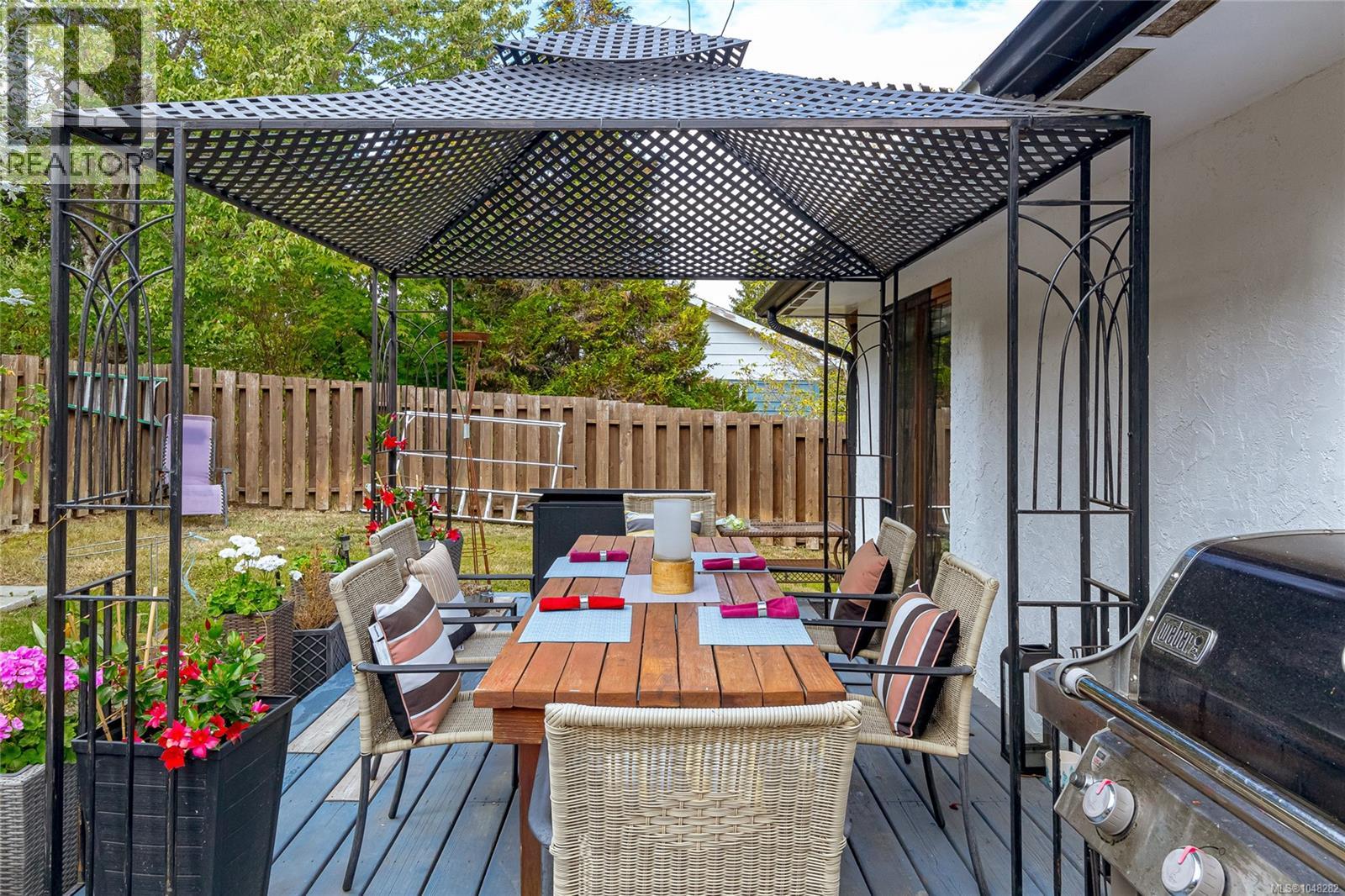 1610 Glen Rd - Image 26