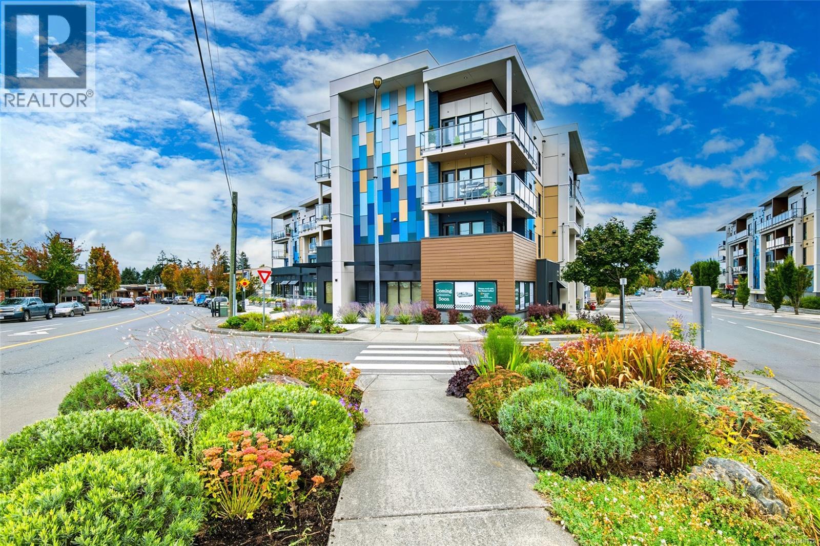 #404 164 Alberni Hwy - 1
