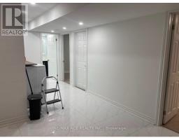 Bsmt - 1851 Parkhurst Crescent, Pickering, ON L1X0B1 Photo 6