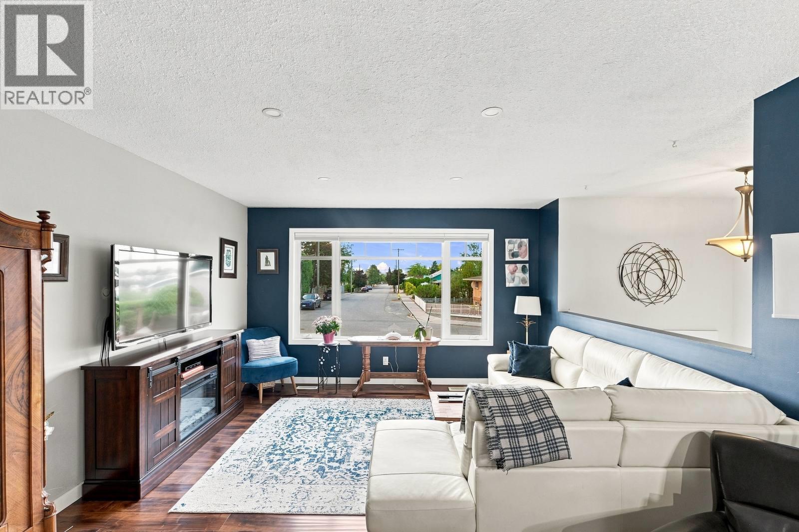  8710 JUBILEE Drive, Osoyoos