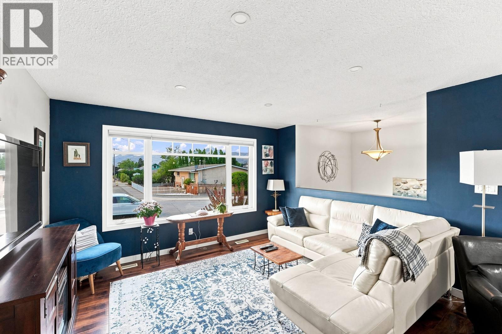  8710 JUBILEE Drive, Osoyoos