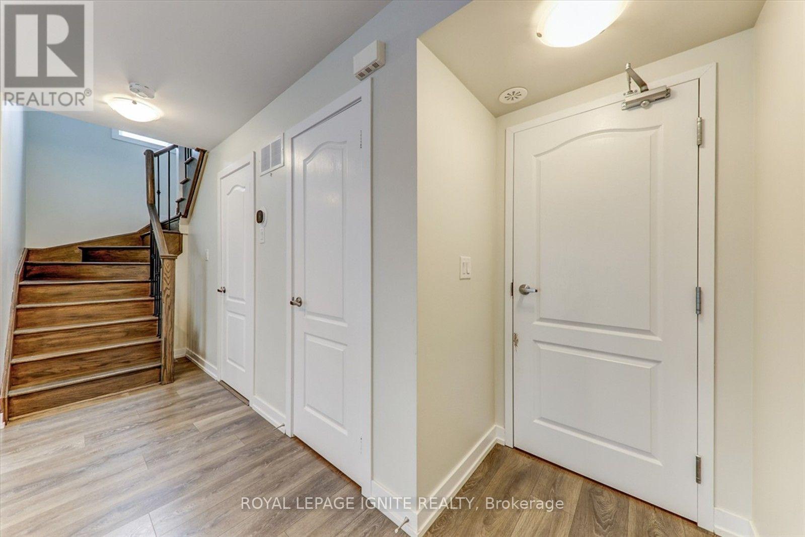 #2704 2 GABLE HURST WAY - Image 4