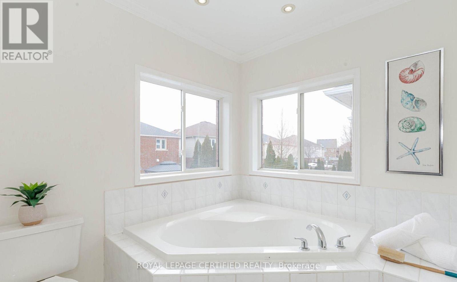 2452 PATHFINDER DRIVE - Image 28