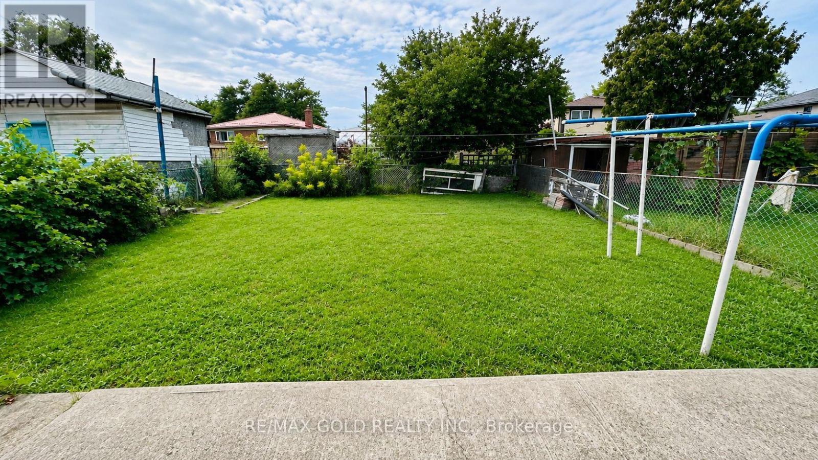 7383 MANION ROAD - Image 23