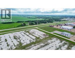 7501 50 Avenue, Stettler, AB T4K0B3 Photo 7