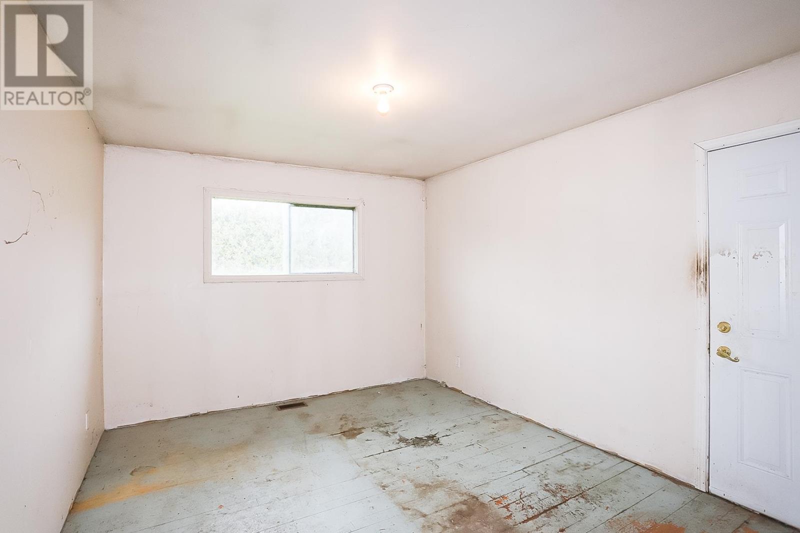 2277 D Line RD - 38