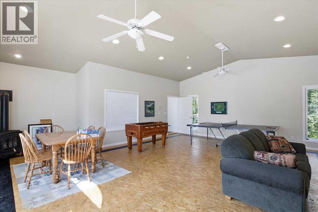 16 Lakeshore DR - Image 22