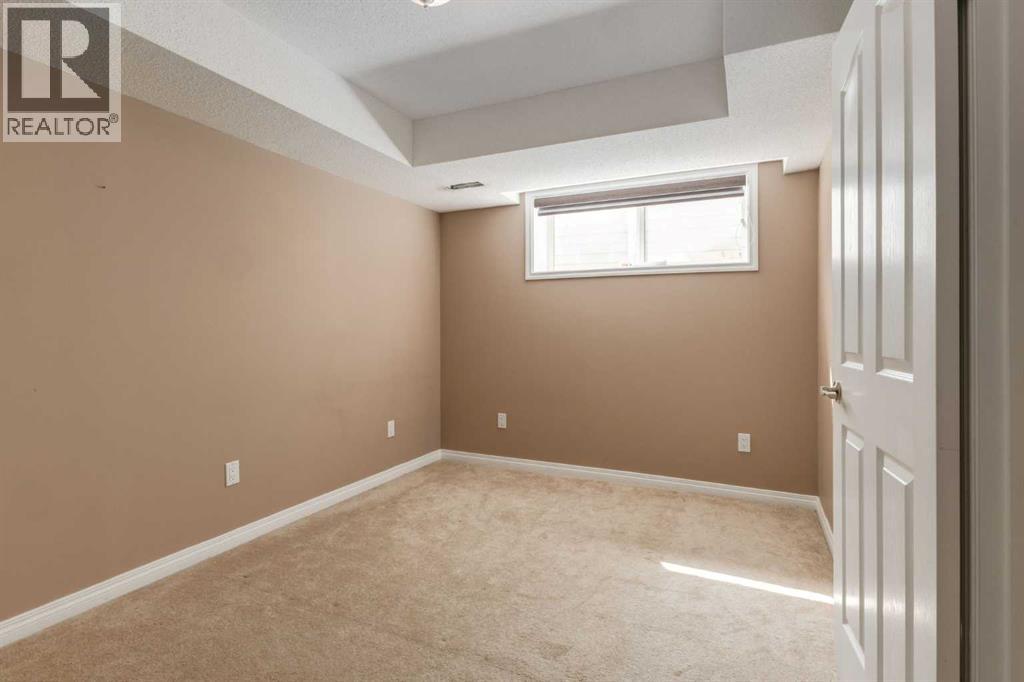 38 Spring Crescent SW - Image 36