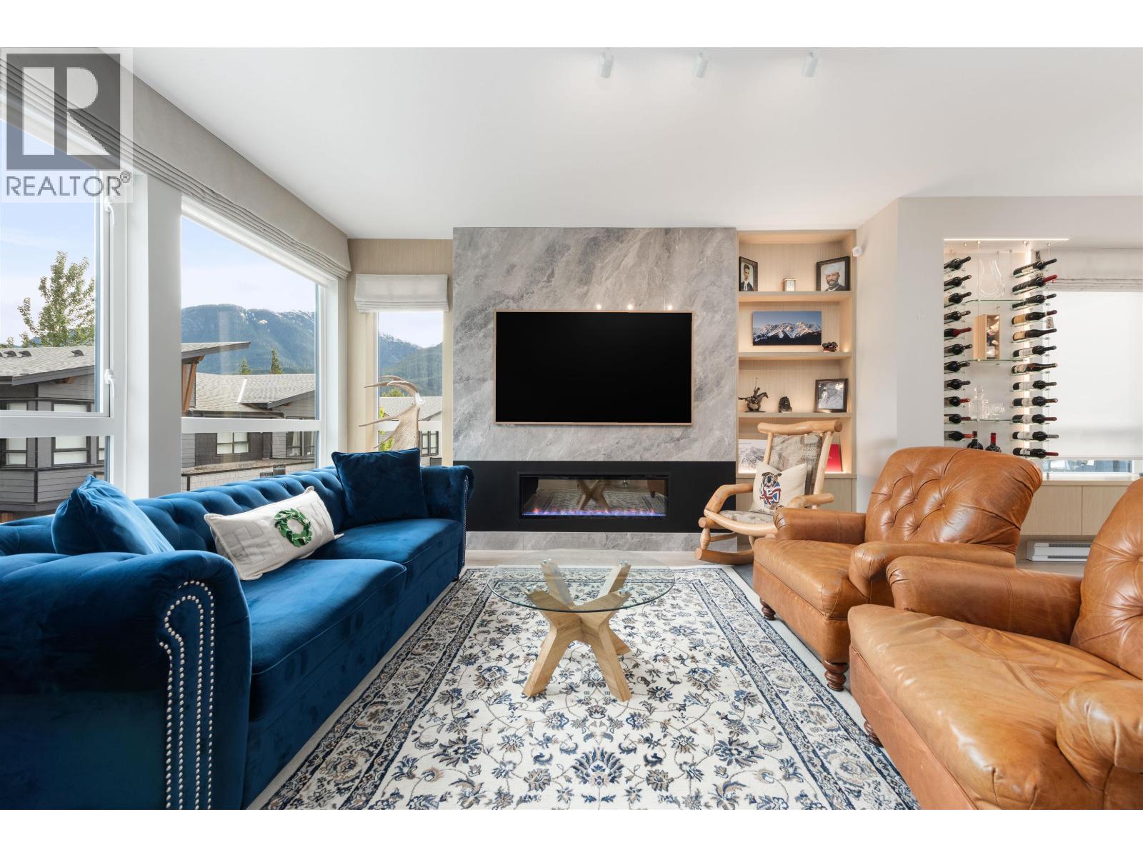 3 Bed, 3 Bath House for Sale in Squamish – 41204 HIGHLINE PLACE, Squamish – MLS# R3160080