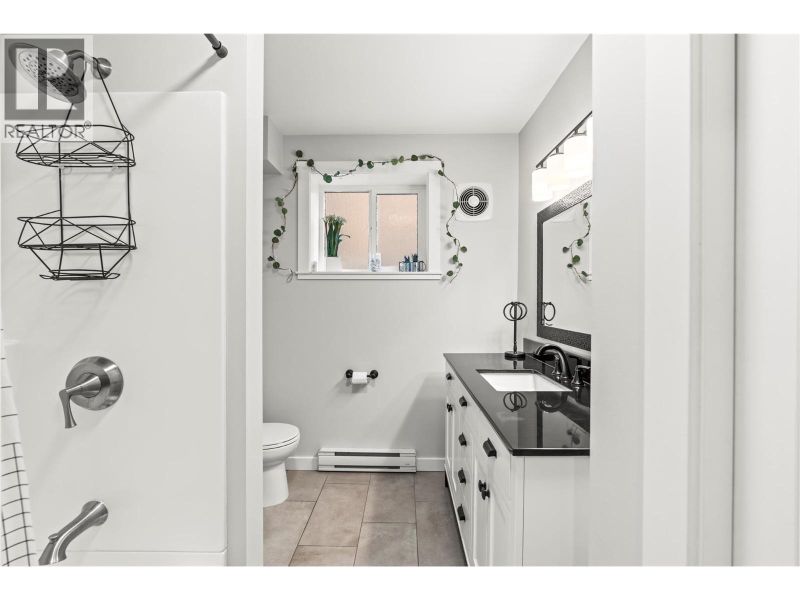  14487 Oyama Road, Lake Country