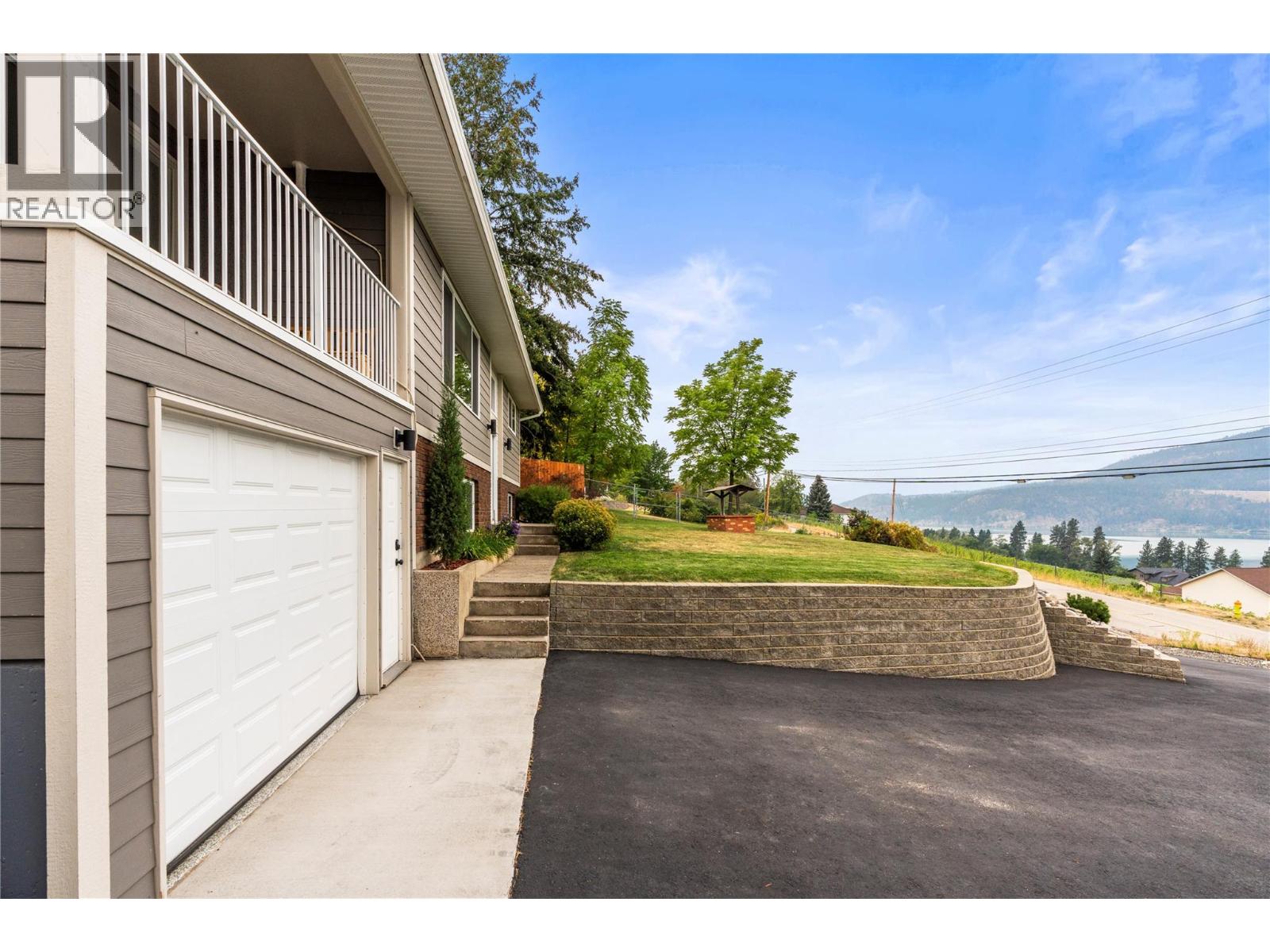  14487 Oyama Road, Lake Country