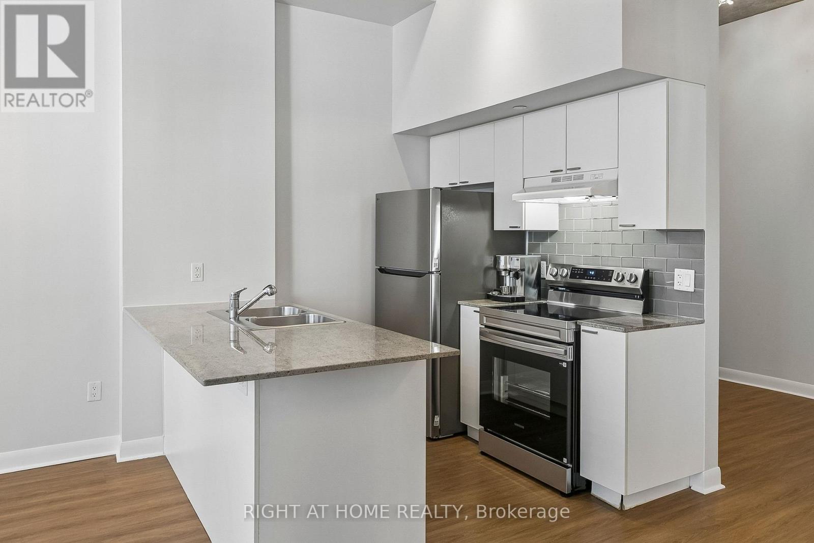 #1606 375 KING STREET W - Image 15
