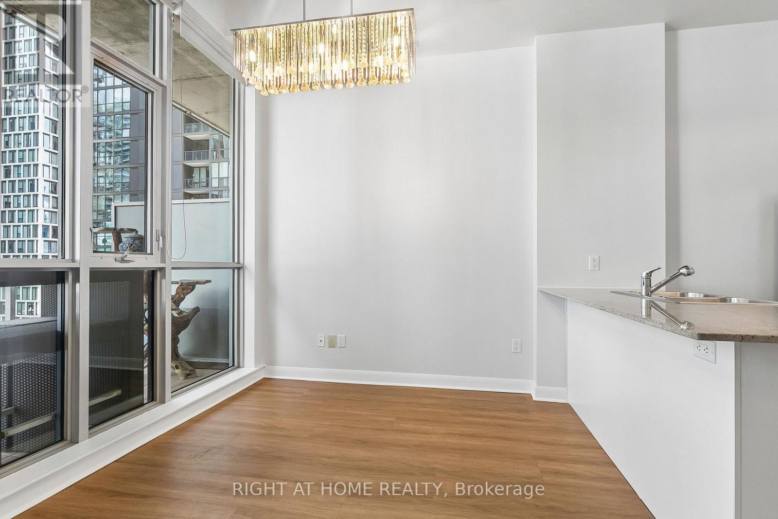 #1606 375 KING STREET W - Image 7
