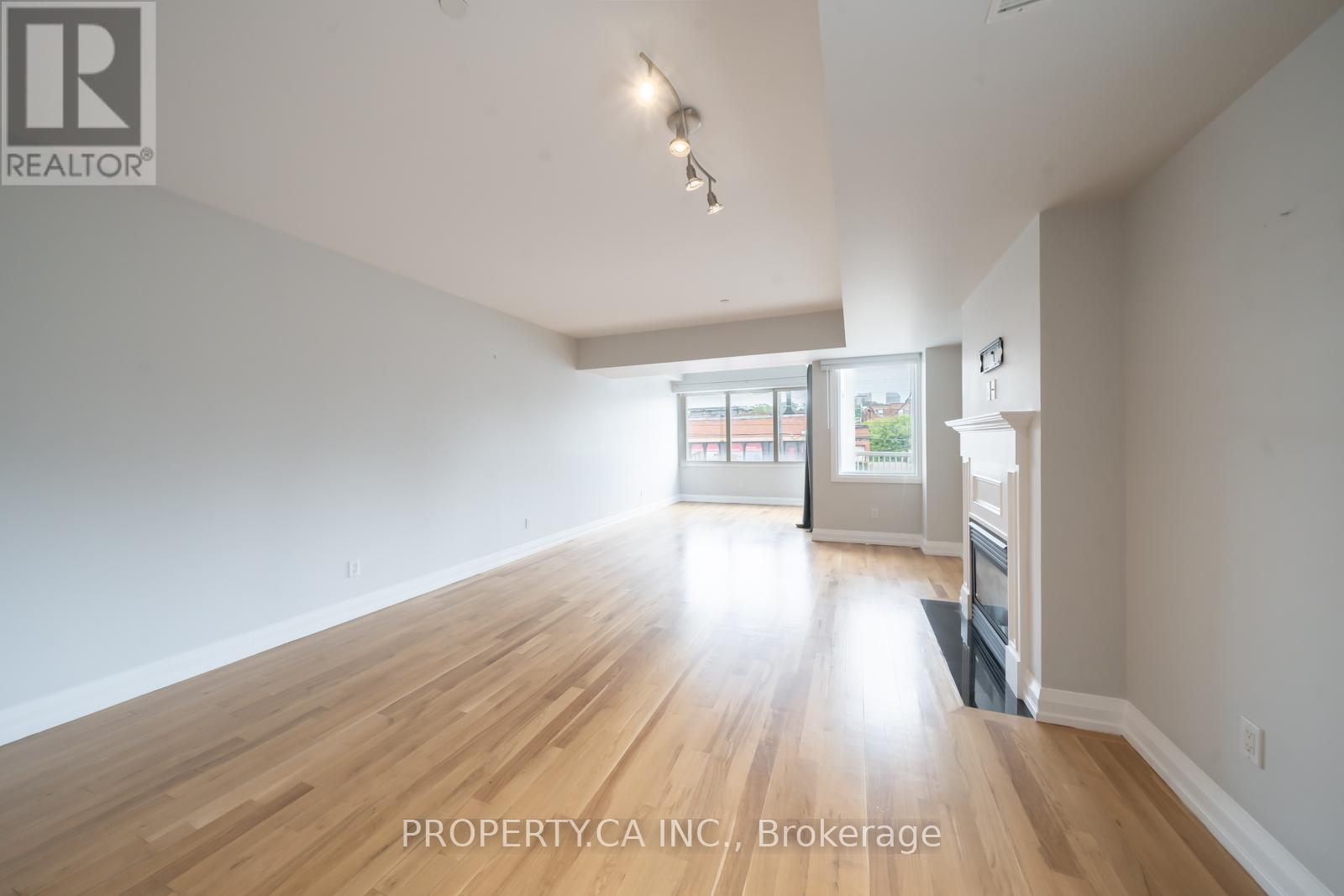 #2 473 DUPONT STREET - Image 7