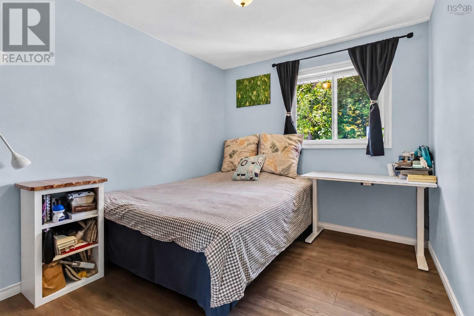 1030 Sackville Drive - Image 11
