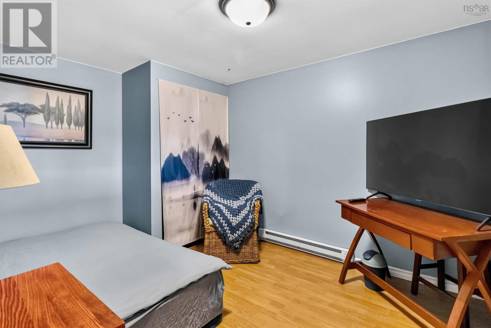 1030 Sackville Drive - Image 20