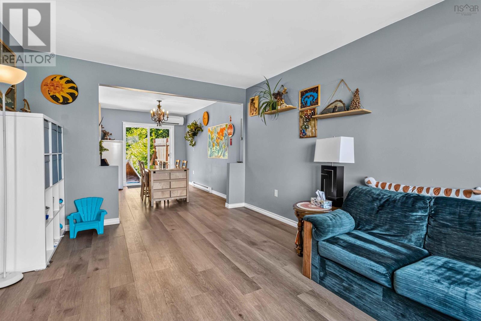 1030 Sackville Drive - 8