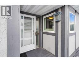 96 Norquay Heights NW - photo 4