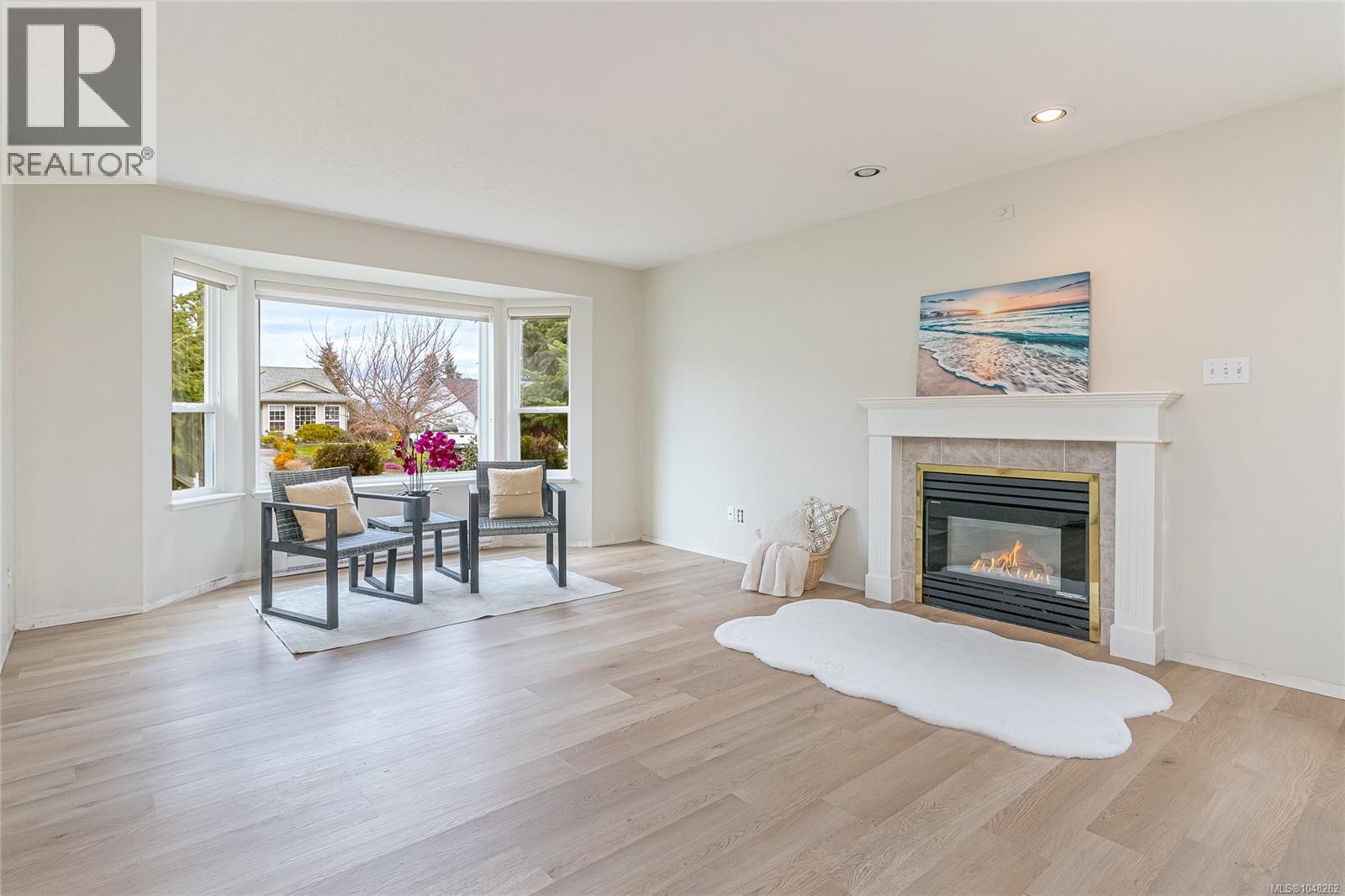 339 Rheumer Cres - 2