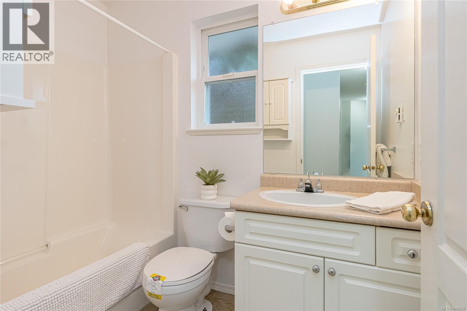 339 Rheumer Cres - 8