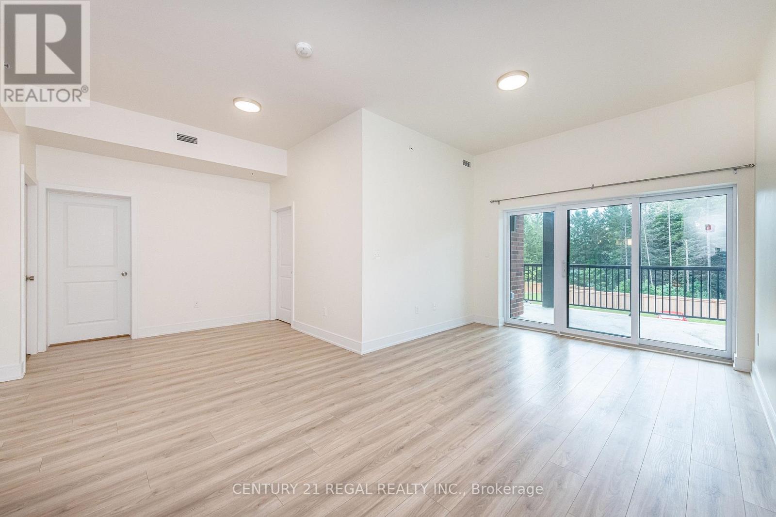 #UNIT 205 121 MARY STREET - 12