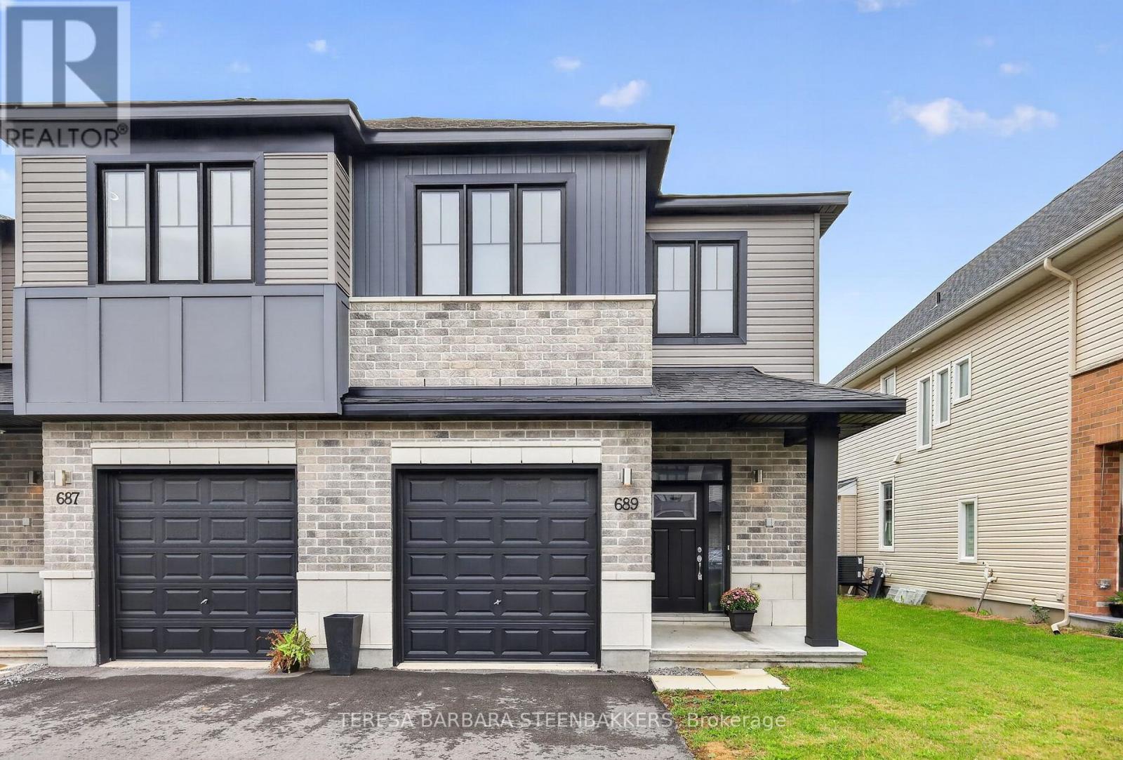 689 TALIESIN CRESCENT E - 1