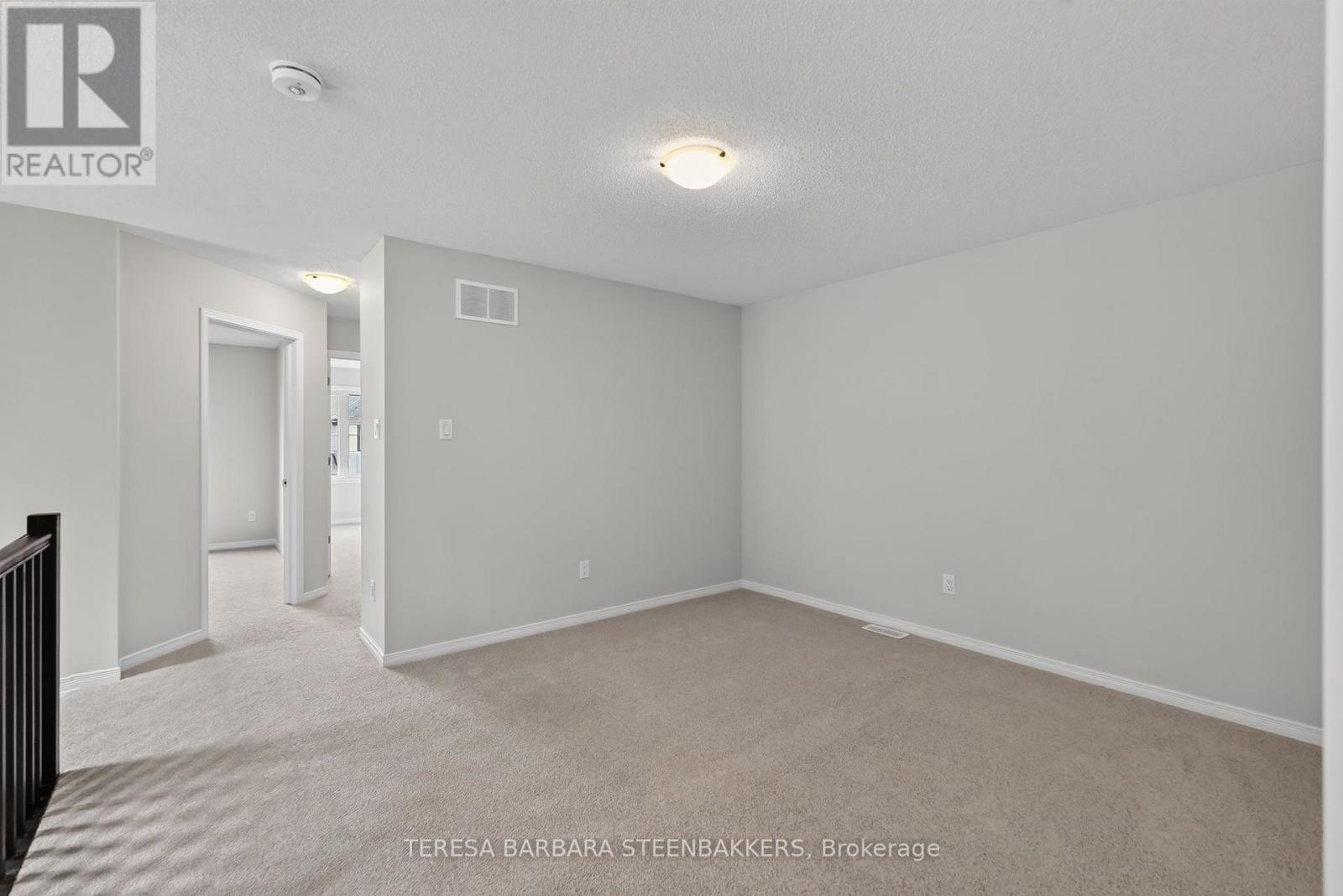 3 Bed, 3 Bath House for Sale in Ottawa – 689 TALIESIN CRESCENT E, Ottawa – MLS# X13729210 - Image 16