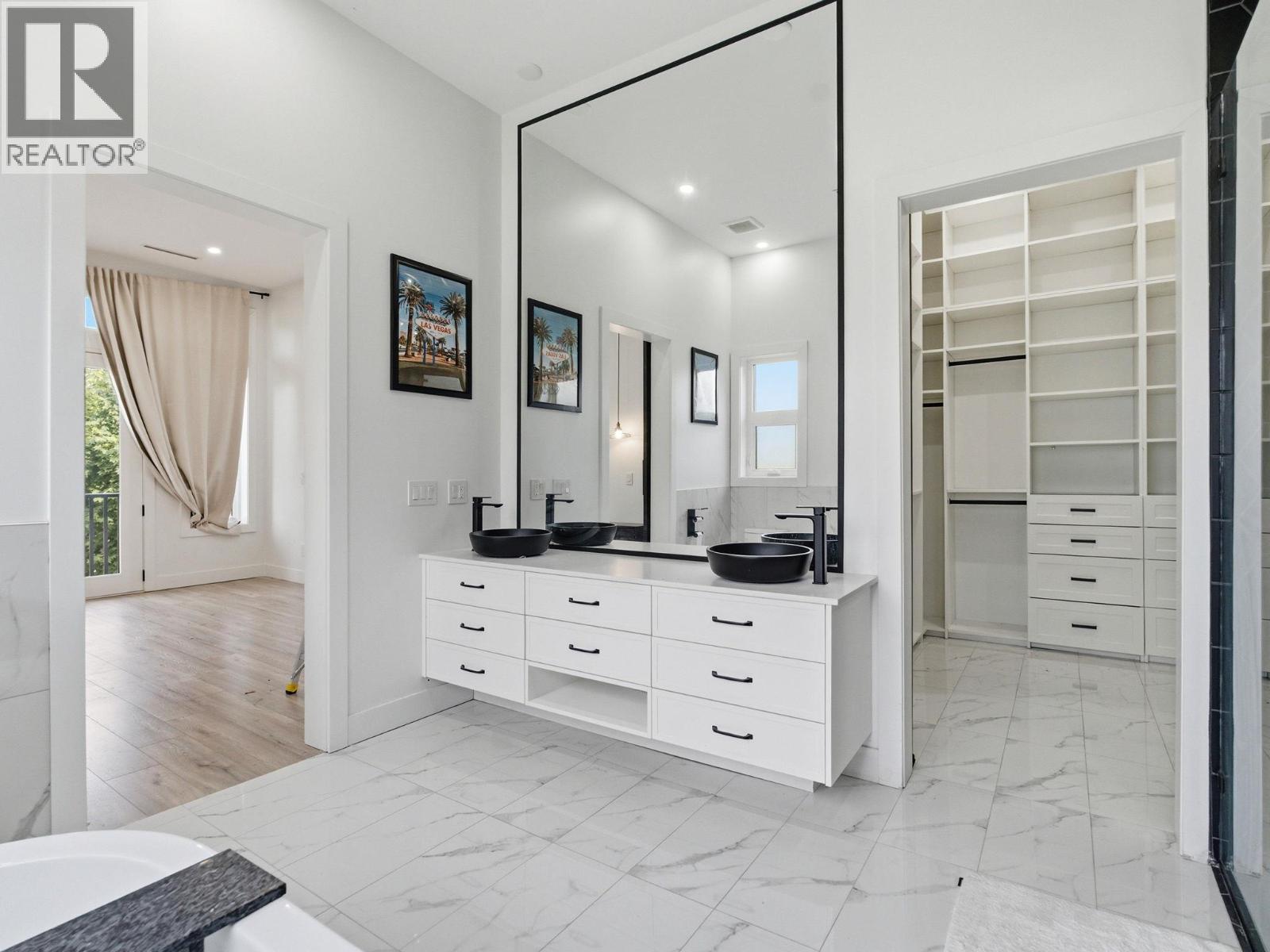  5300 Hedeman Court, Kelowna