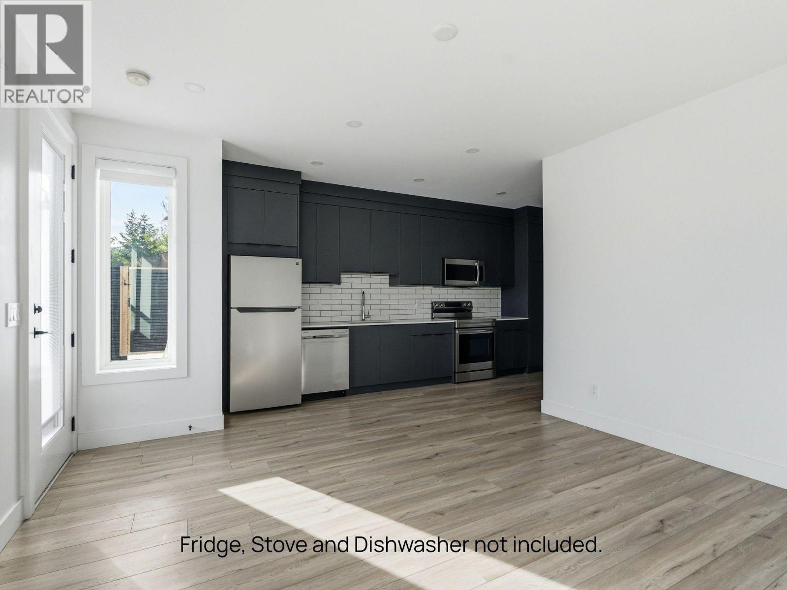  5300 Hedeman Court, Kelowna