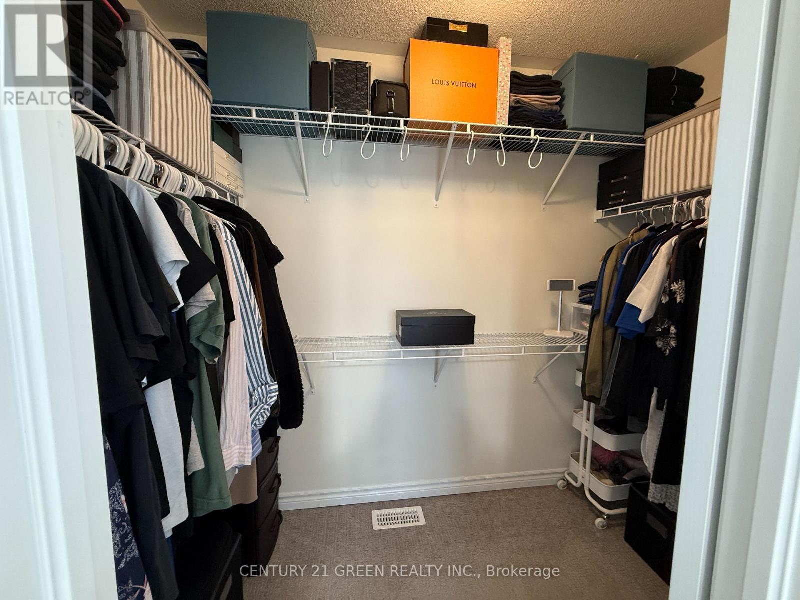 415 REMEMBRANCE ROAD - Image 13