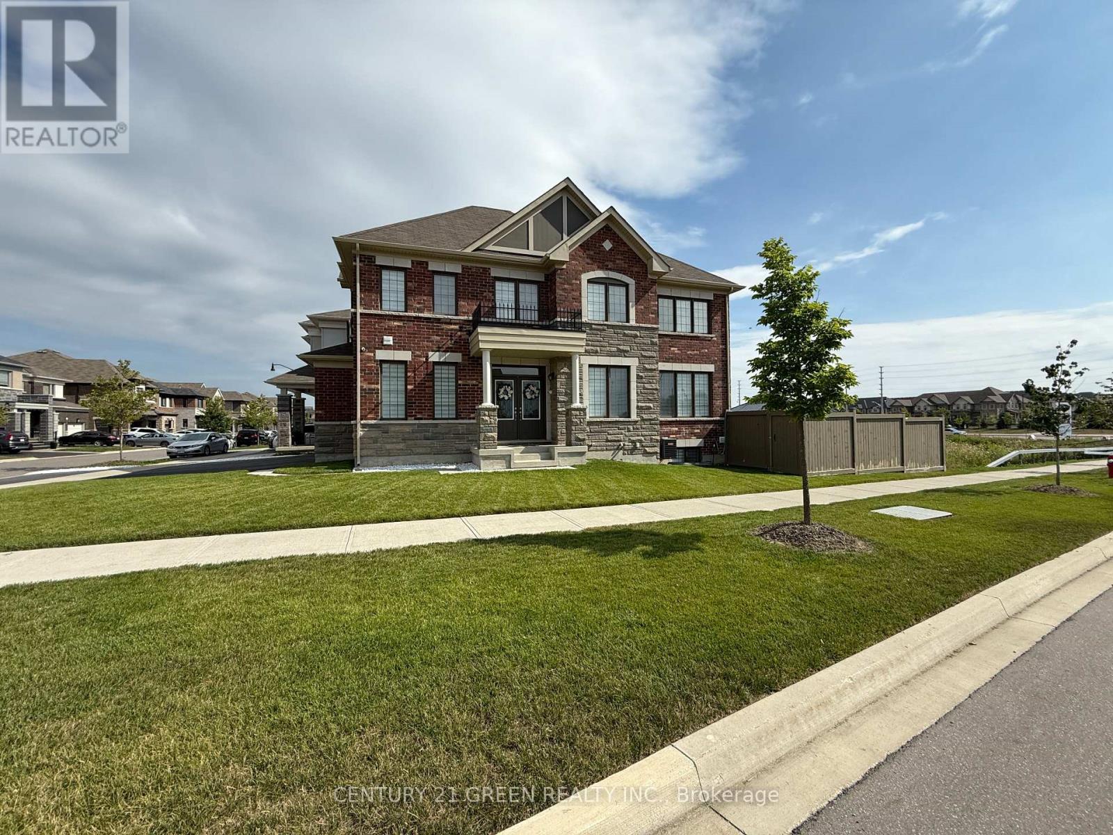 415 REMEMBRANCE ROAD - 2