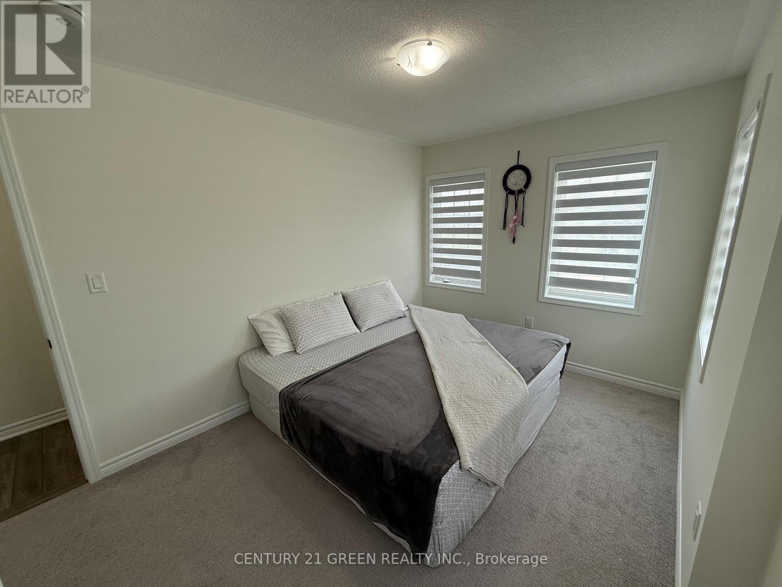 415 REMEMBRANCE ROAD - 25