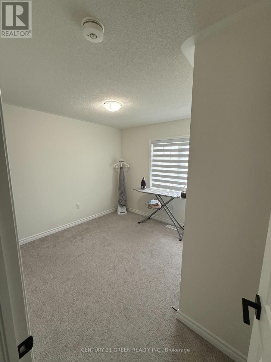 415 REMEMBRANCE ROAD - Image 27