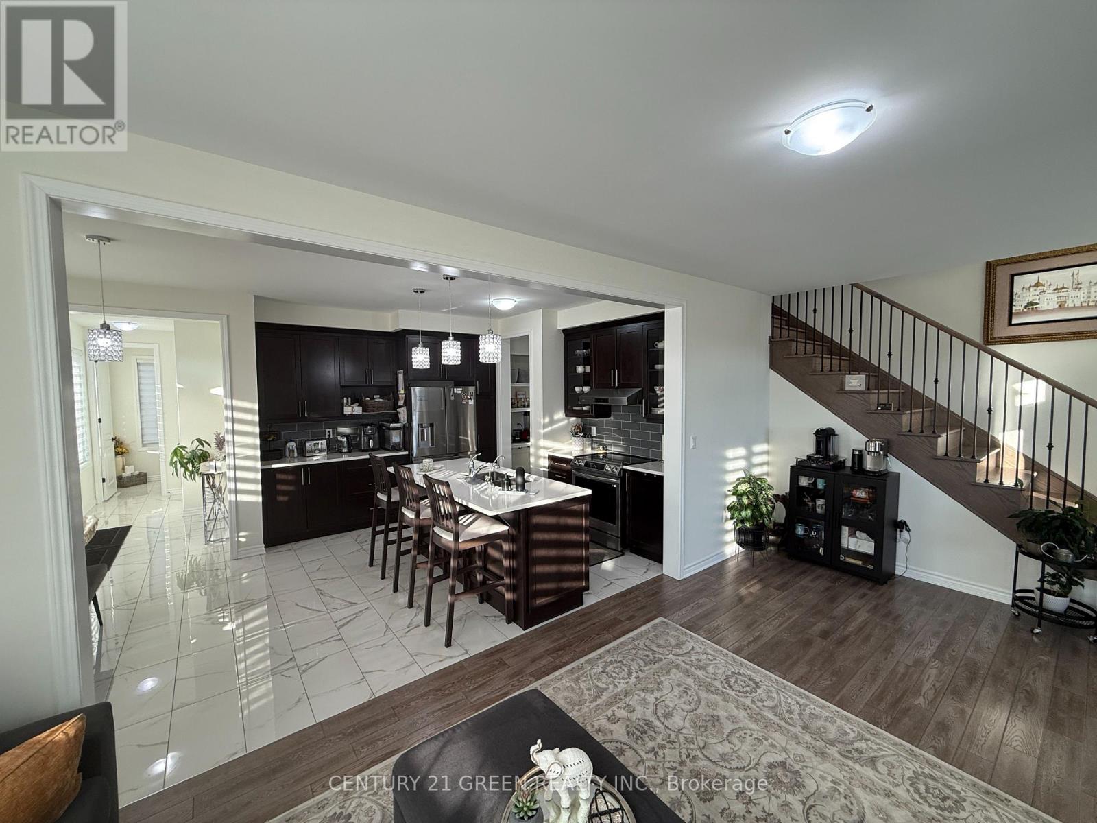 415 REMEMBRANCE ROAD - 3