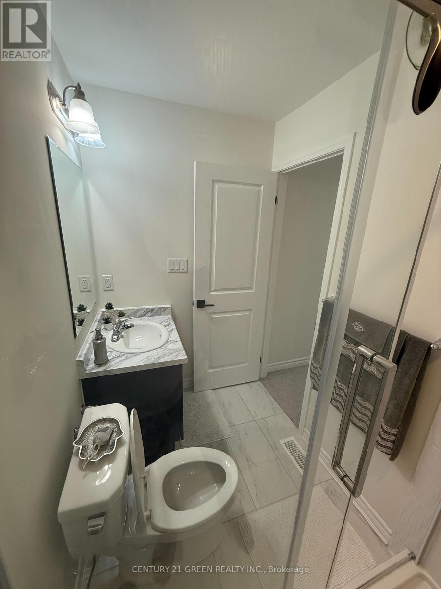 415 REMEMBRANCE ROAD - 31