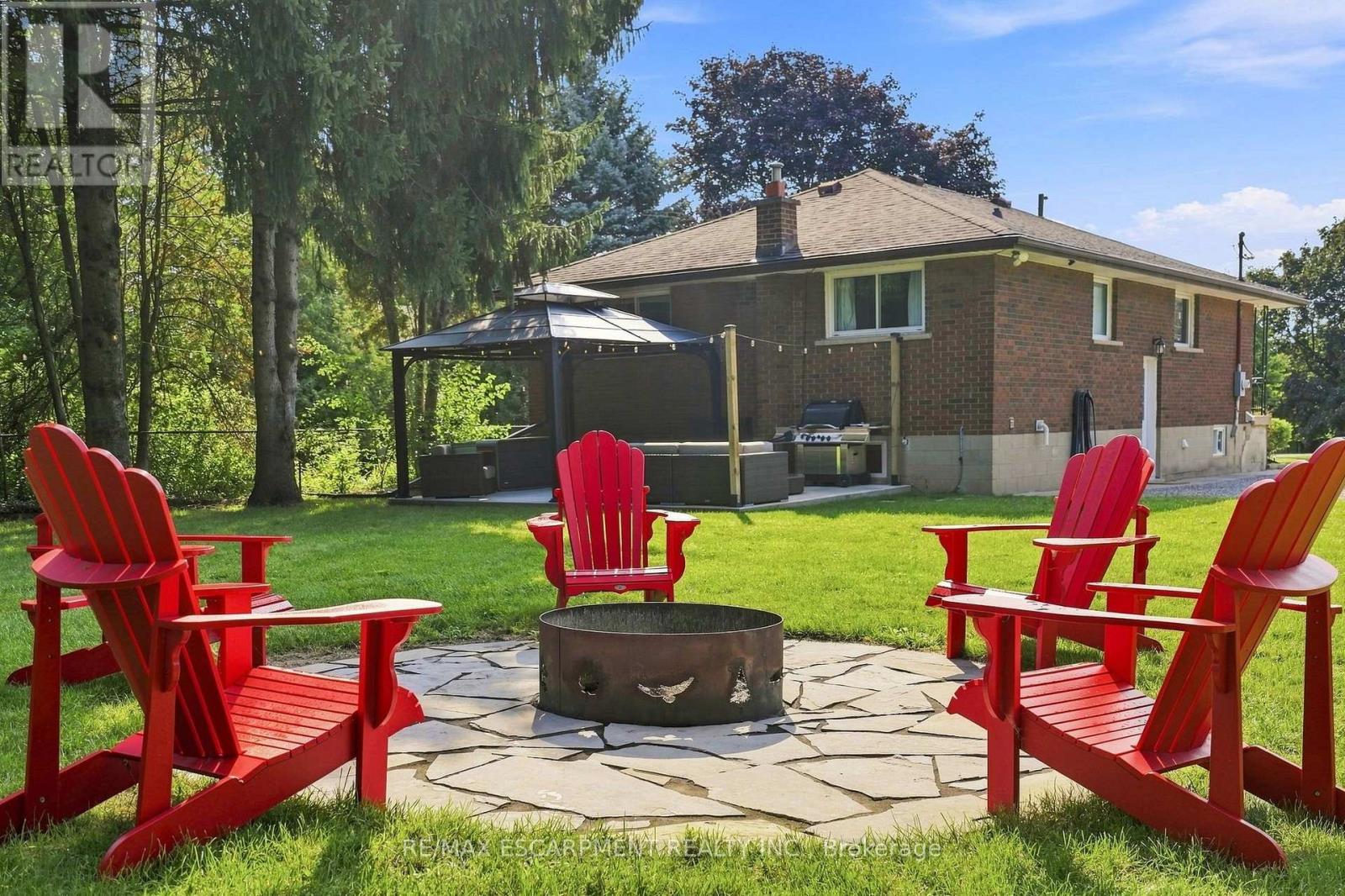 10 TAYLOR CRESCENT - Image 35