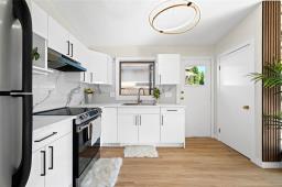 286 Barnham Crescent, Winnipeg, MB R2R2T6 Photo 13