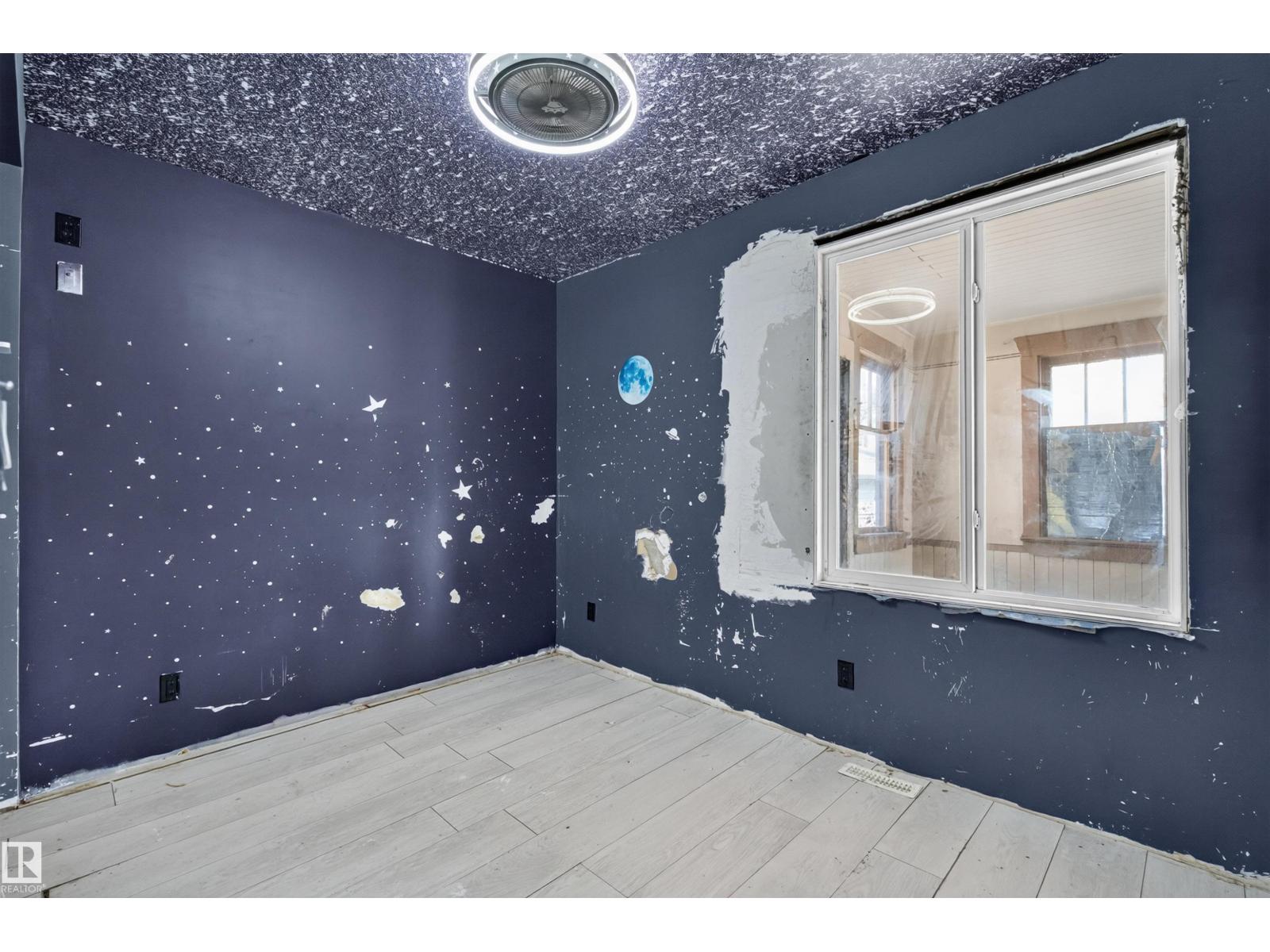 11327 89 ST NW - Image 11