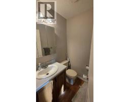 10905 91 Street, Peace River, AB T8S1P9 Photo 15