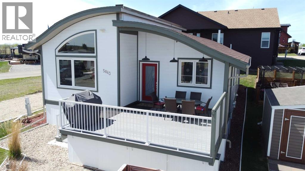 5043, 25054 South Pine Lake Road, Rural Red Deer County, Alberta, T0M1R0