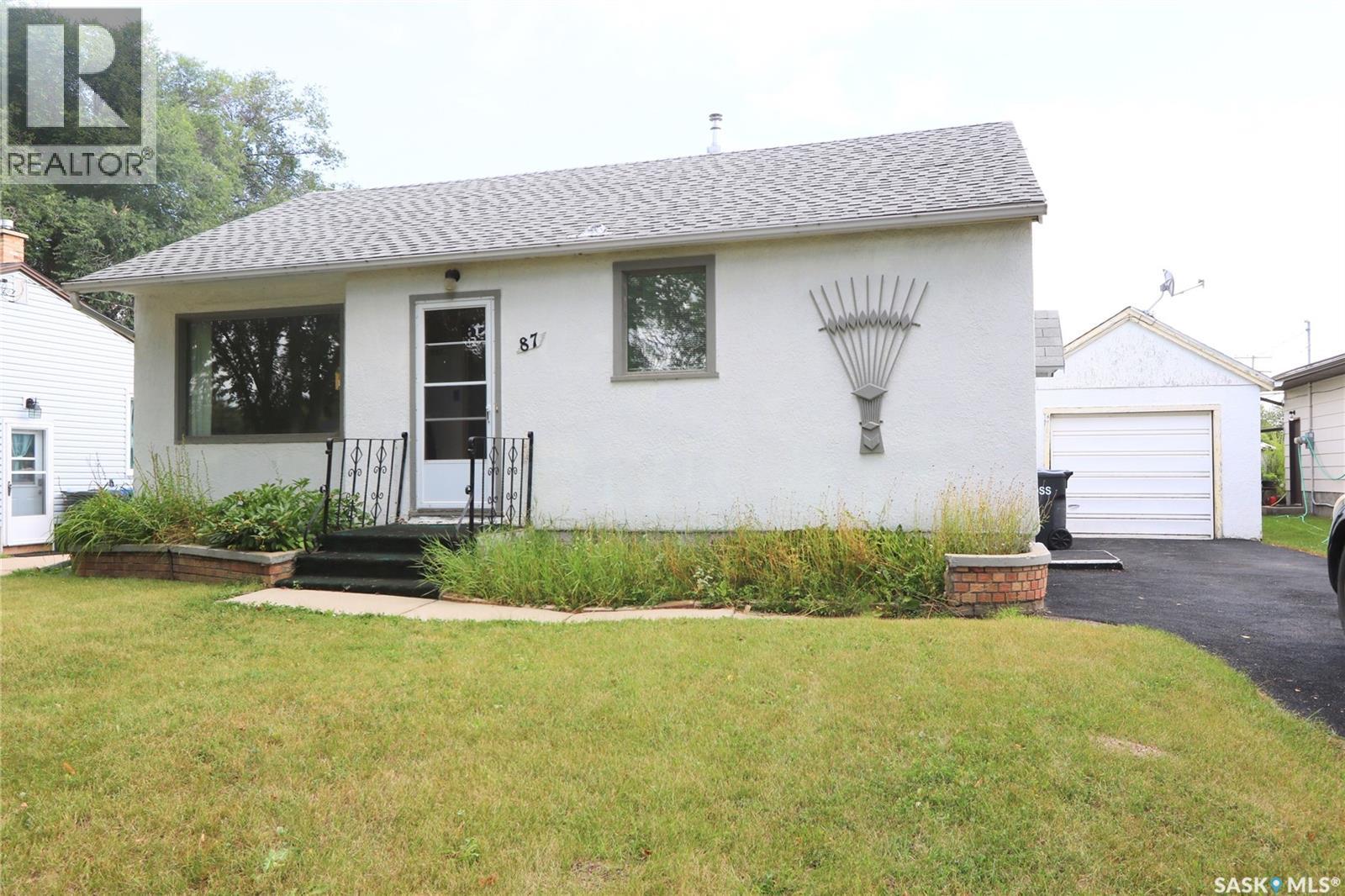 87 James AVENUE - 1